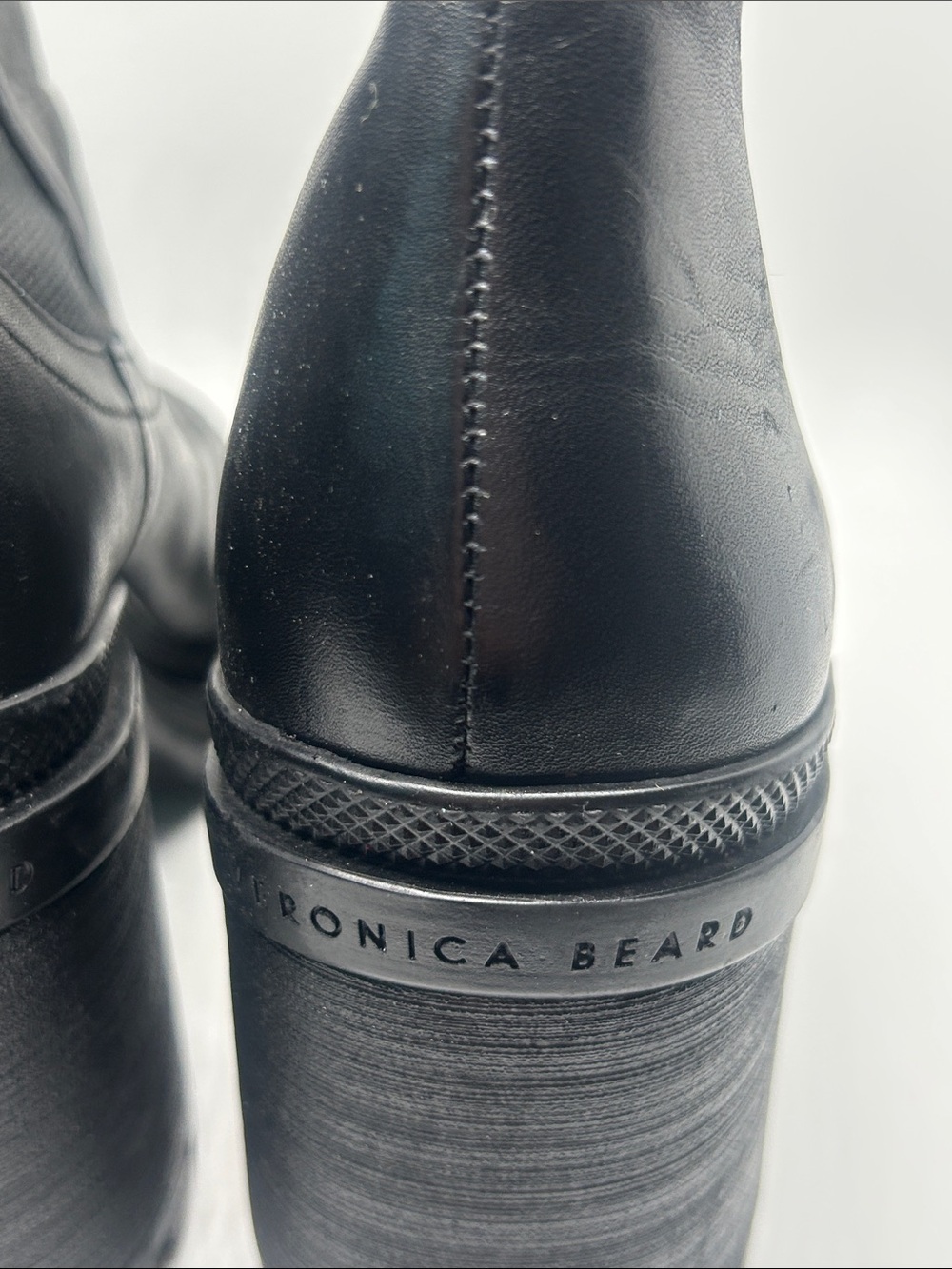 Veronica Beard Black Leather Block Heel Pull On Chelsea Boots Shoes **Size 7.5** - Picture 10 of 13